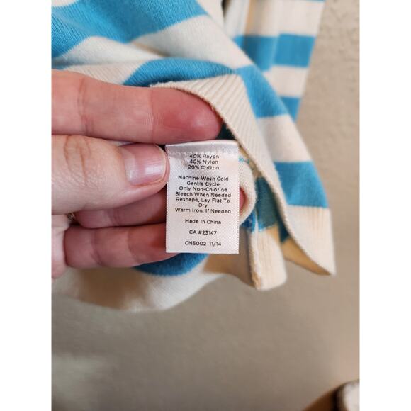 Talbots Women's Coral Striped Button Back Pullover Sweater Top Size Small - Picture 4 of 6